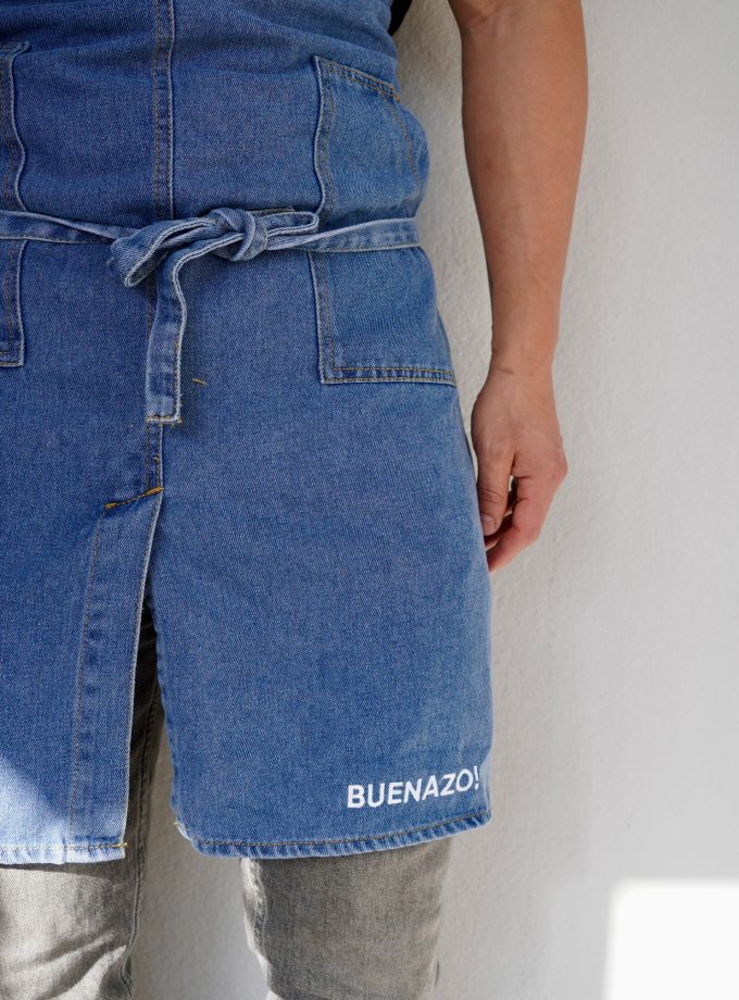 Mandil jean unisex modelo confort