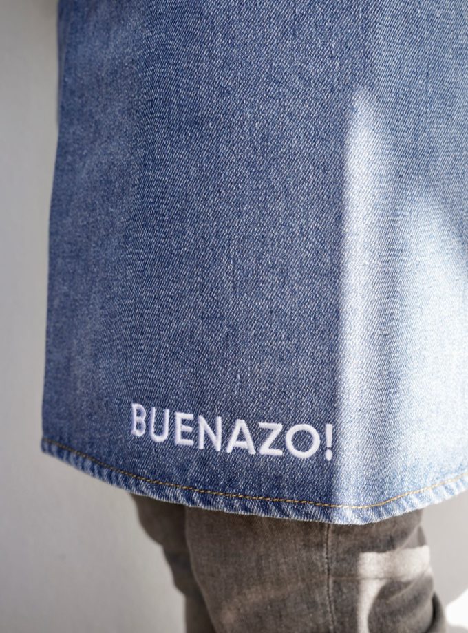 Mandil jean unisex modelo basico